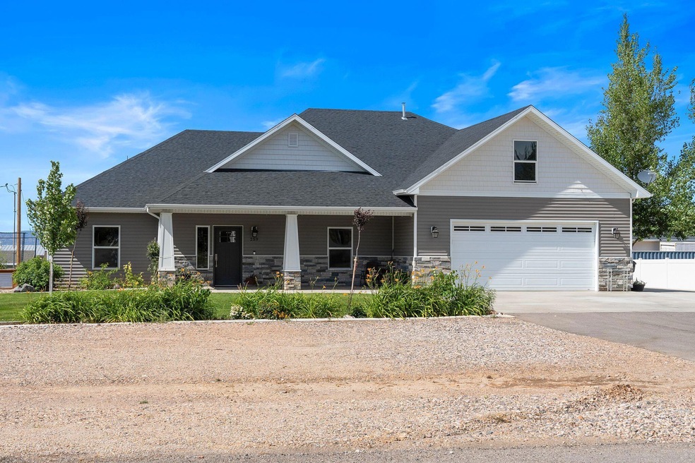259 E 600 N, Parowan, UT 84761 - photo 1