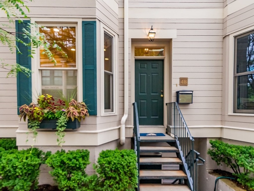 4 Russell St unit B, Cambridge, MA 02140 - photo 1