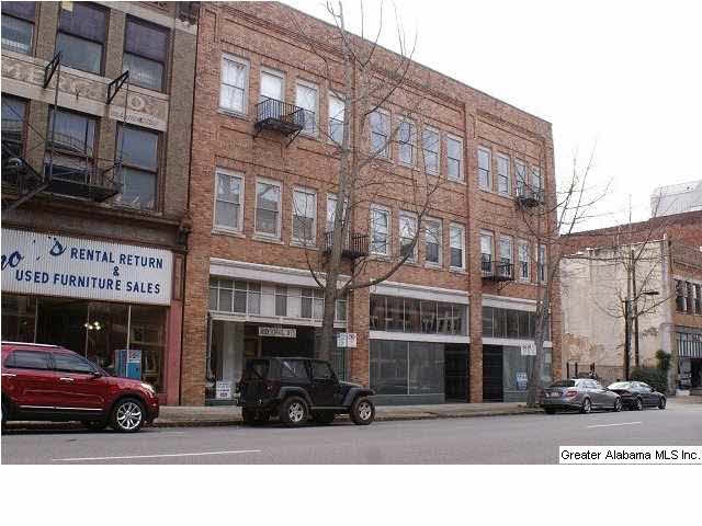 Rhodes Carroll Building in the popular 2nd Avenue 