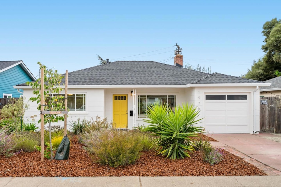 Sold $1,340,000 • Co-Listing Agent