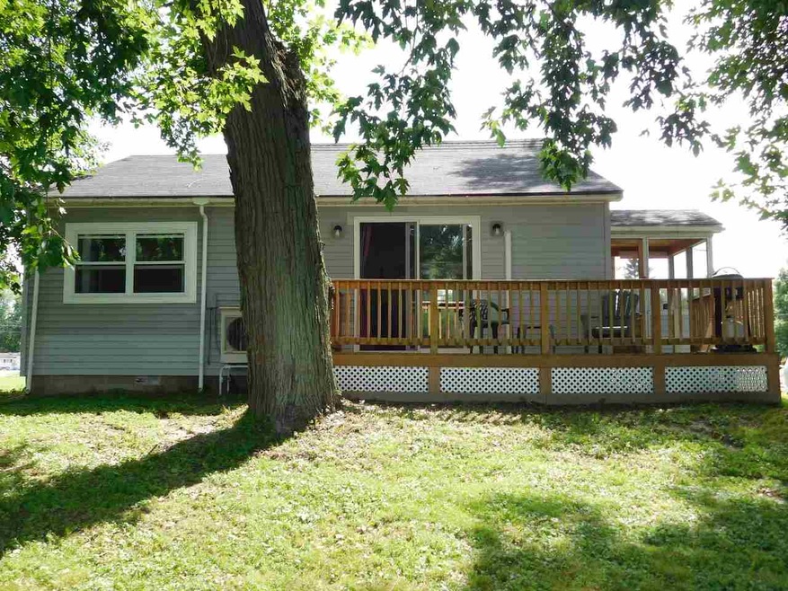 342 N River St, Swanton, VT 05488 - photo 1