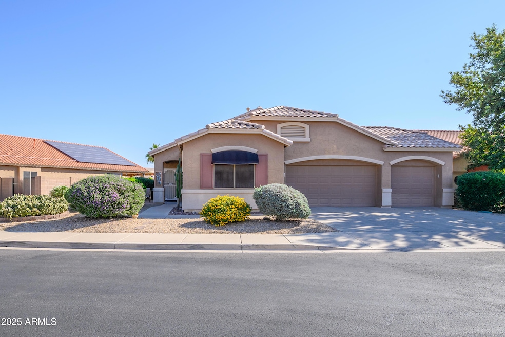 17219 N Linkletter Ln, Surprise, AZ 85374 - photo 1