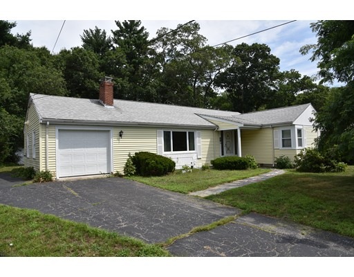82 Gloucester Rd, Westwood, MA 02090 - photo 1