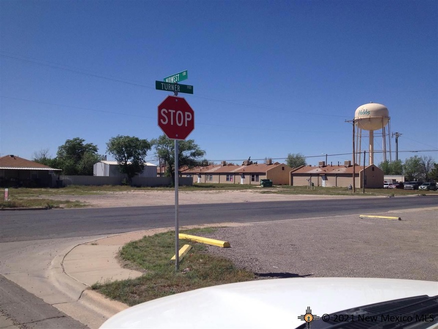 102 W Midwest St, Hobbs, NM 88240 - photo 1