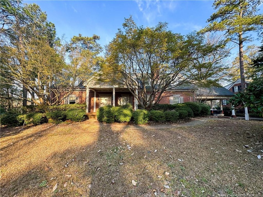 2016 Winterlochen Rd, Fayetteville, NC 28305 - photo 1