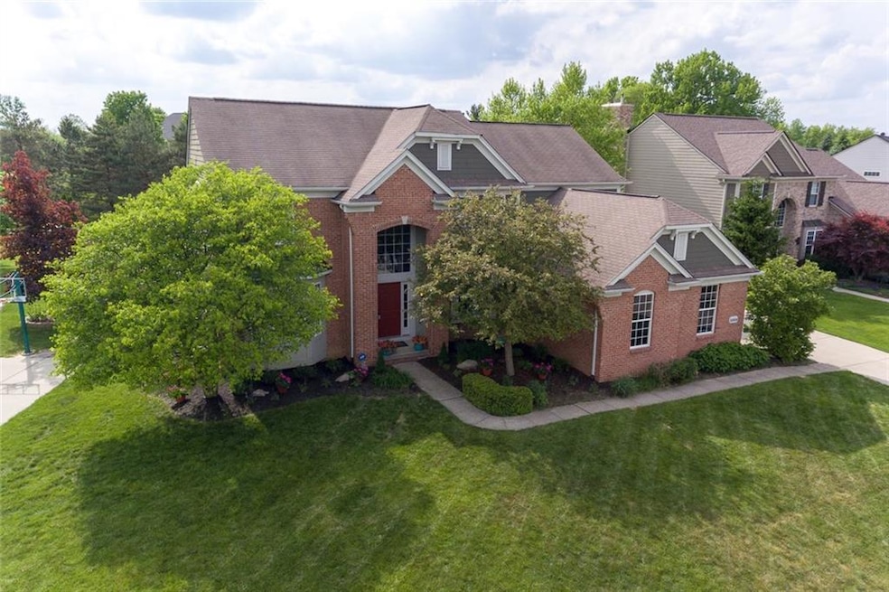 11814 Gray Eagle Dr, Fishers, IN 46037 - photo 1