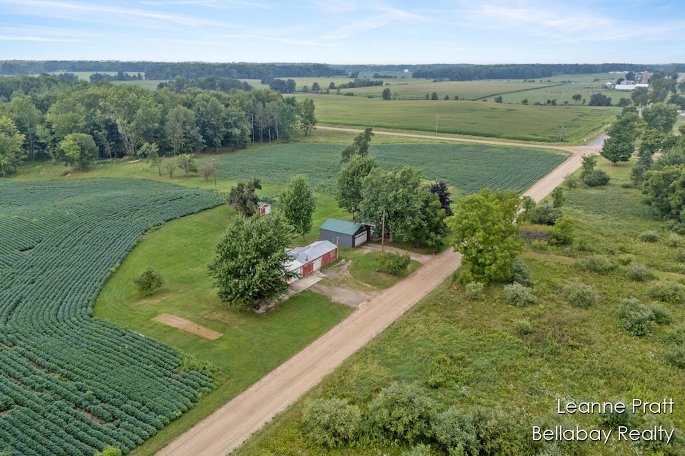 For Sale $299,900 • Co-Listing Agent