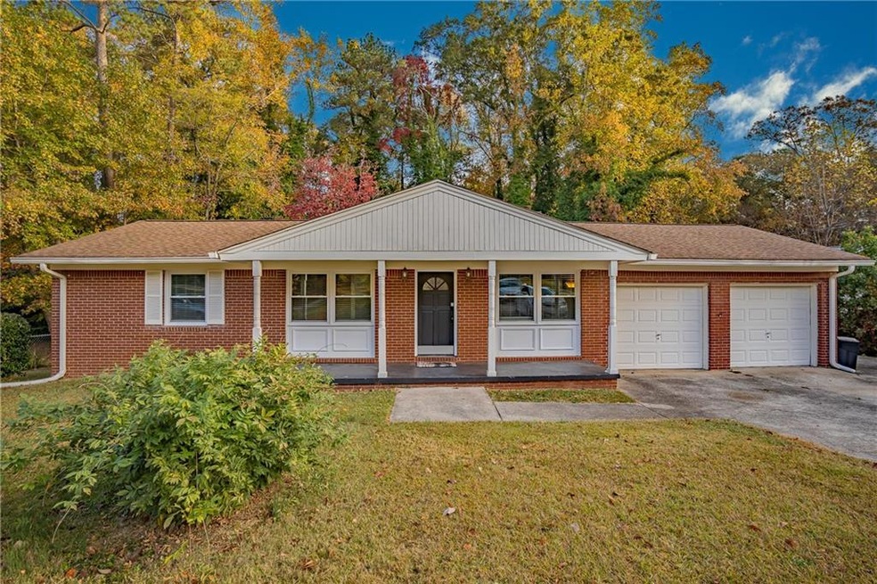 1954 Mcduffie Rd, Austell, GA 30106 - photo 1