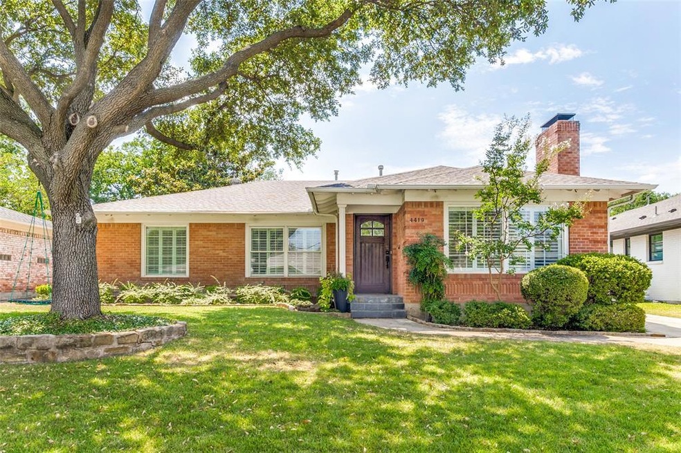 4419 Springside Ln, Dallas, TX 75214 - photo 1