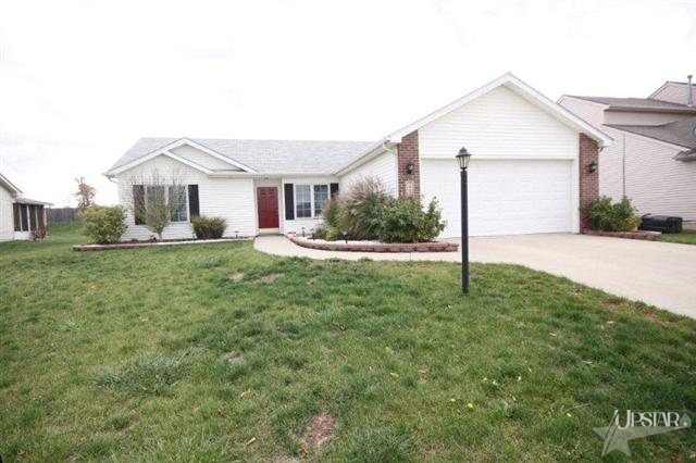 7422 Maeve Dr, Fort Wayne, IN 46835 - photo 1