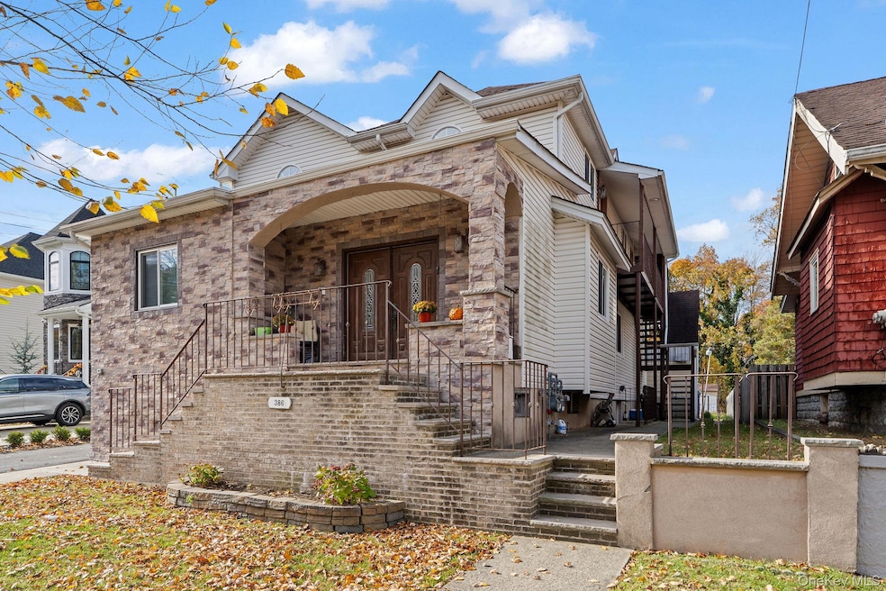 386 Page Ave, Staten Island, NY 10307 - photo 1