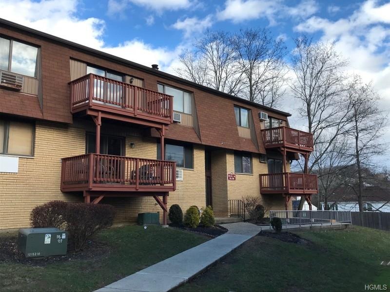 364 Richard Ct unit 86D, Pomona, NY 10970 - photo 1
