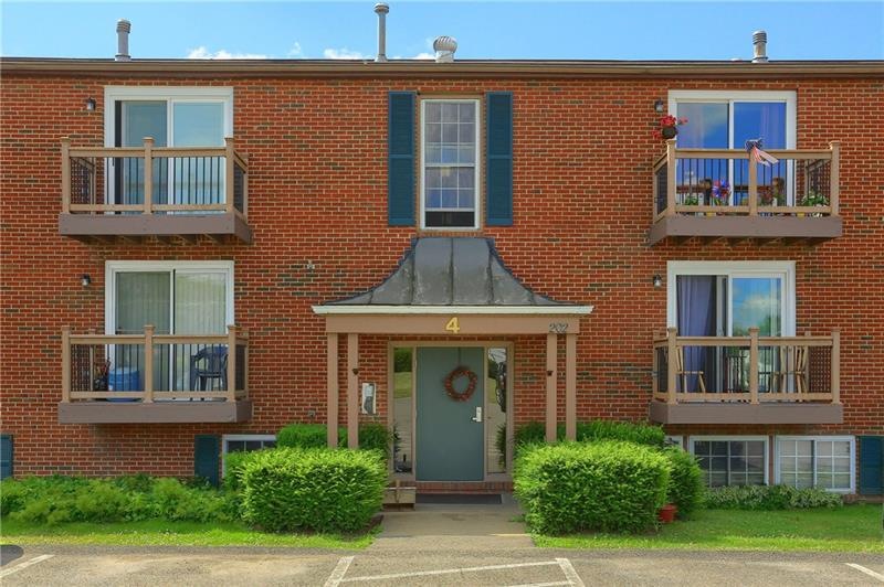 Welcome to 202 Hook Street, Building 4 Unit #13!