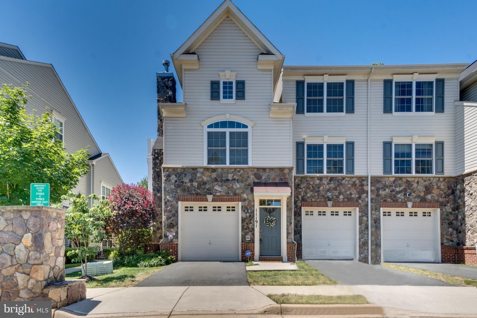 11191 Wortham Crest Cir, Manassas, VA 20109 - photo 1