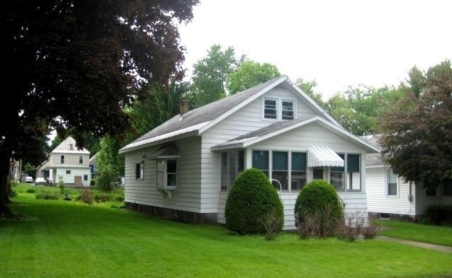 9 Concord St, Schenectady, NY 12302 - photo 1