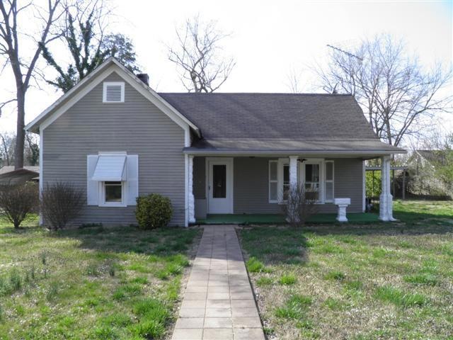 502 Oak St, Manchester, TN 37355 - photo 1