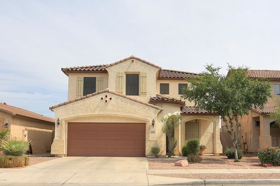 828 W Sunland Ave