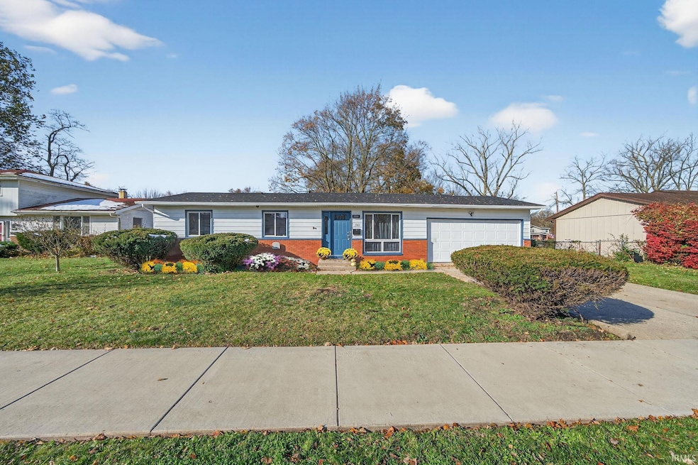 1747 N Olive St, South Bend, IN 46628 - photo 1