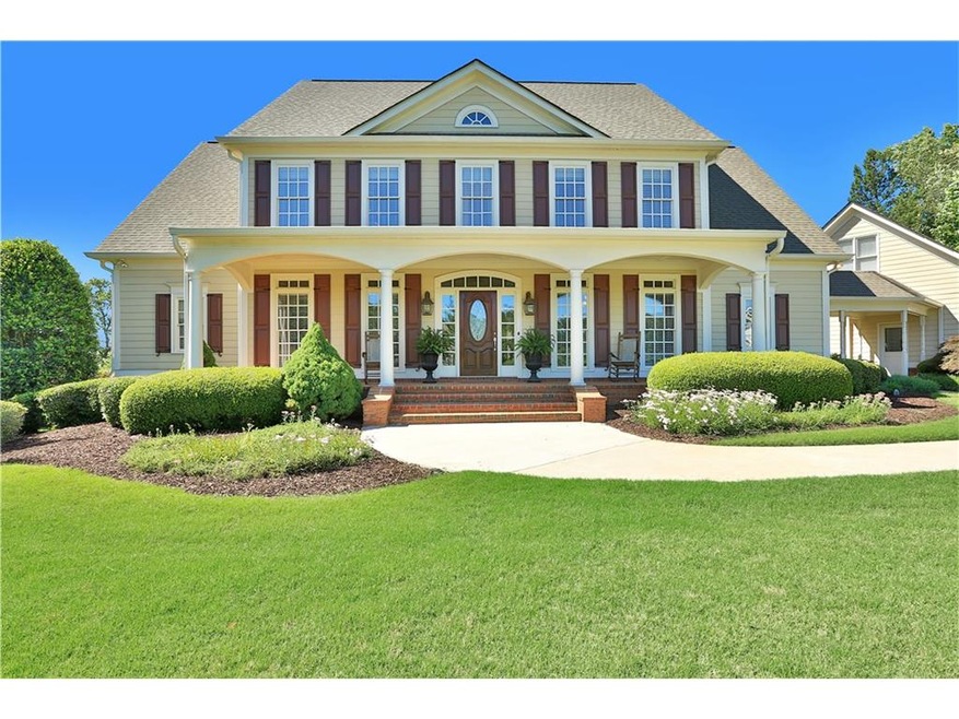 Immaculate Home in the Estates of Holly Springs!