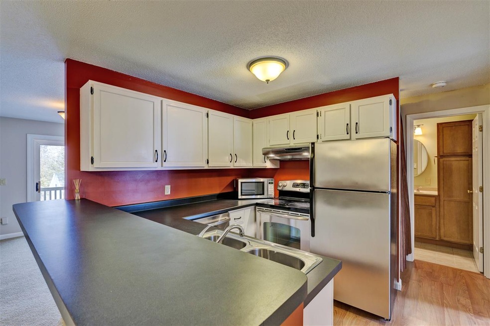 35 Seminary Hill unit 7A, West Lebanon, NH 03784 - photo 1