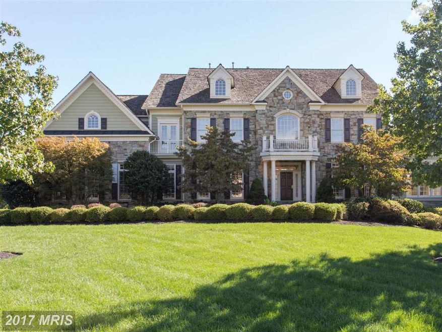 3520 Saint Augustine Ln, Oakton, VA 22124 - photo 1