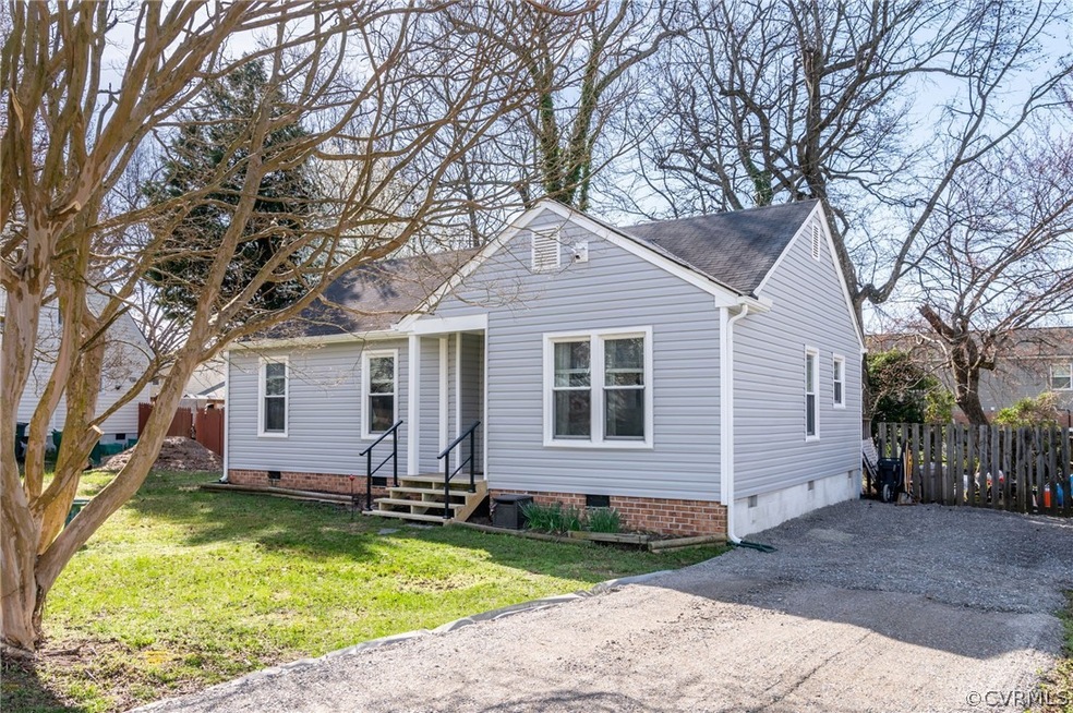 View of front of home with a front lawn
