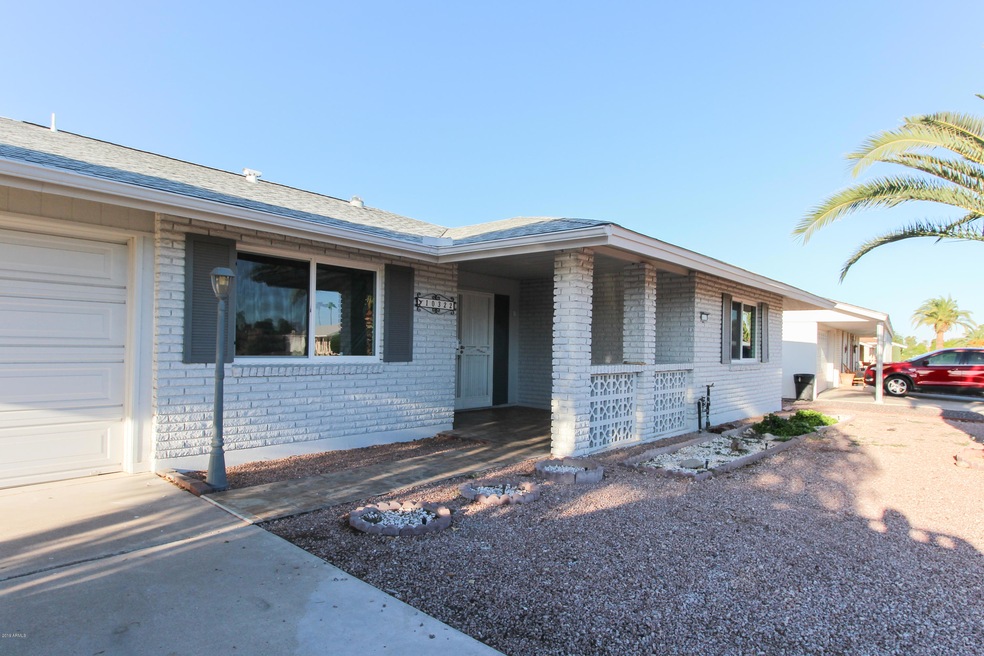 10322 W Cinnebar Ave, Sun City, AZ 85351 - photo 1