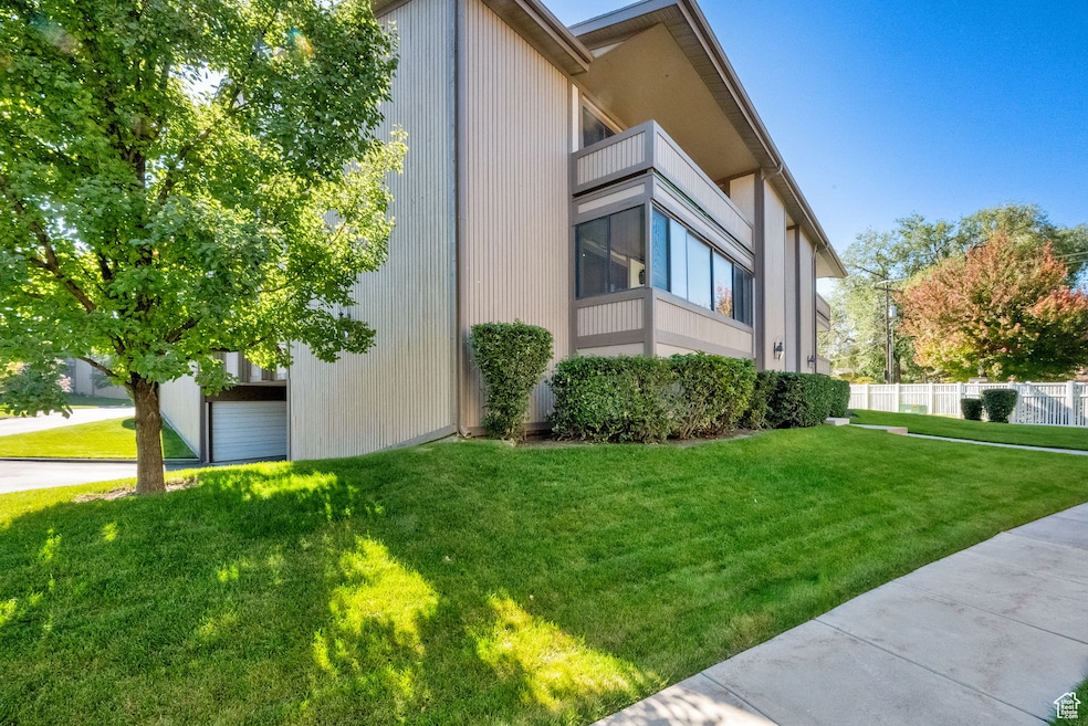 View of side of home