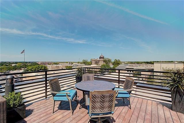 Charming Georgetown Views from the roof top deck! 