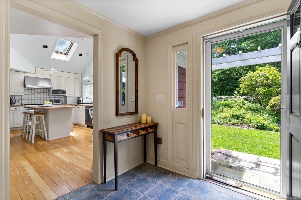 116 Chicken St, Wilton, CT 06897 - photo 1