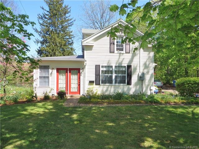 239 Woodbridge St, Manchester, CT 06042 - photo 1