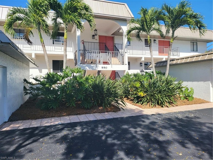 990 8th St S unit 1B, Naples, FL 34102 - photo 1