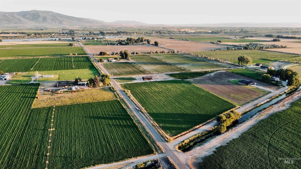 100 W 520 S, Rupert, ID 83350 - photo 1