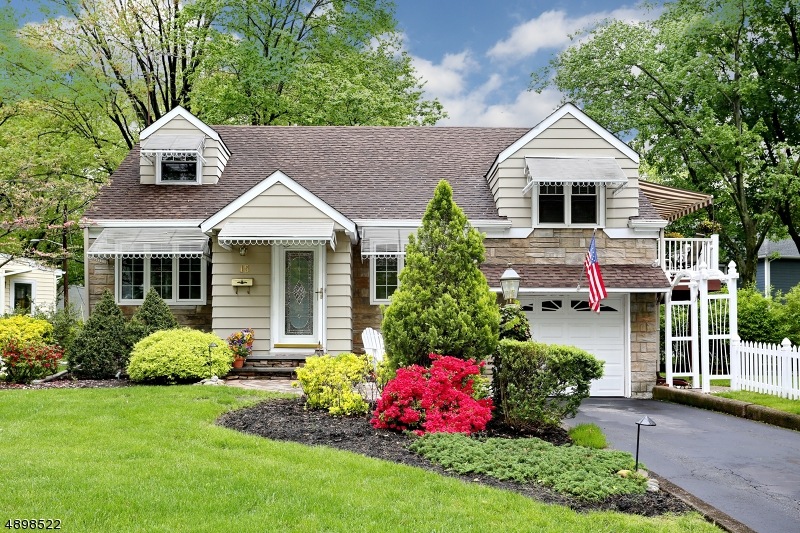 15 Nottingham Rd, Glen Rock, NJ 07452 - photo 1