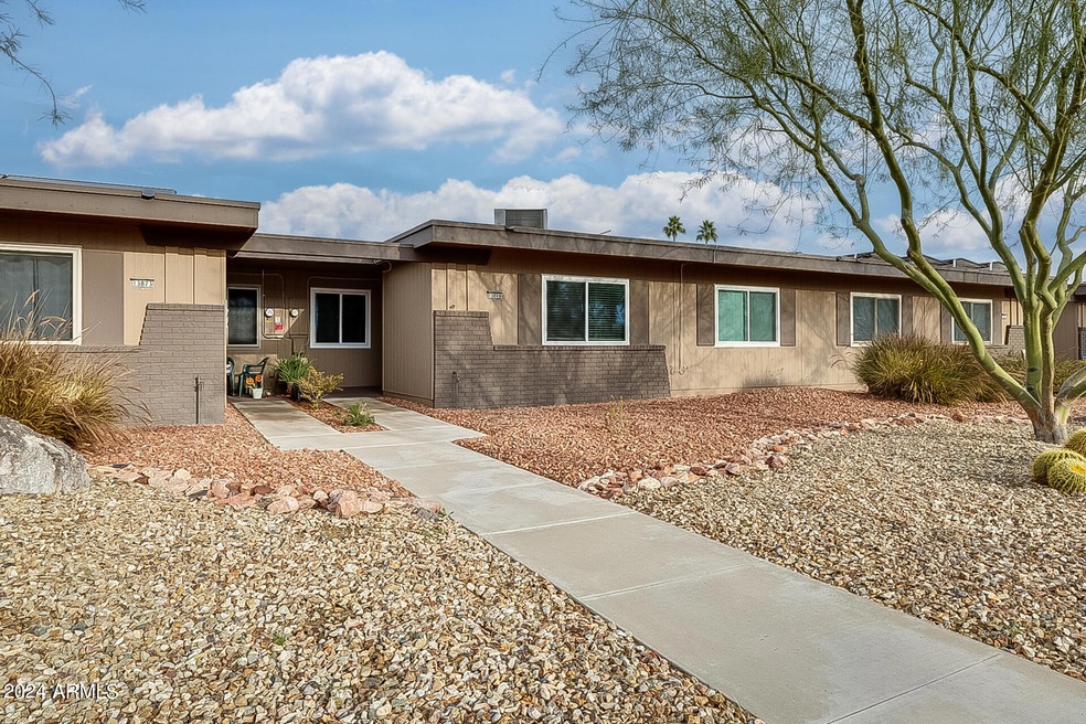 13869 N Thunderbird Blvd, Sun City, AZ 85351 - photo 1