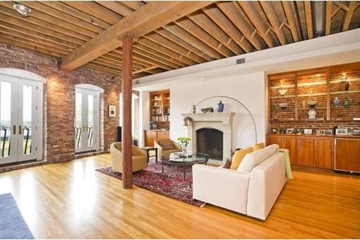 500 Commercial St unit B, Boston, MA 02109 - photo 1