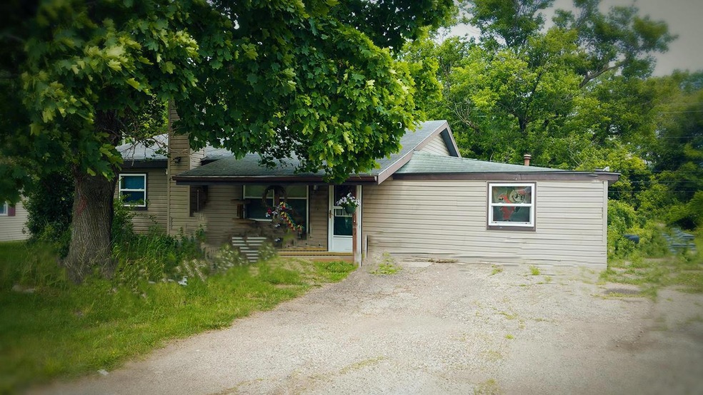 6100 Old Logan Rd SE, Lancaster, OH 43130 - photo 1