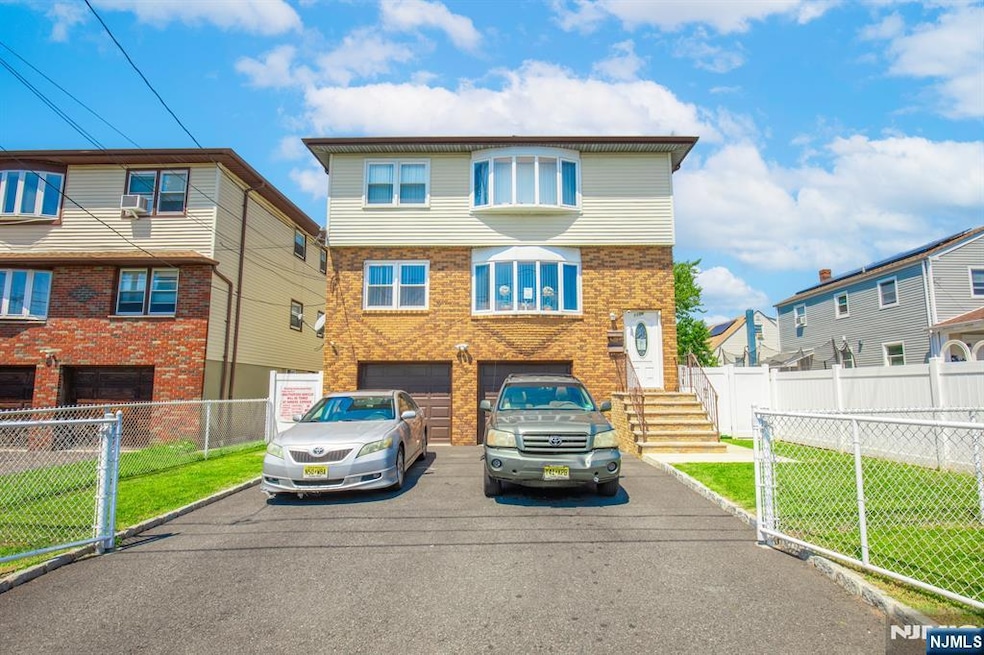 For Sale $800,000