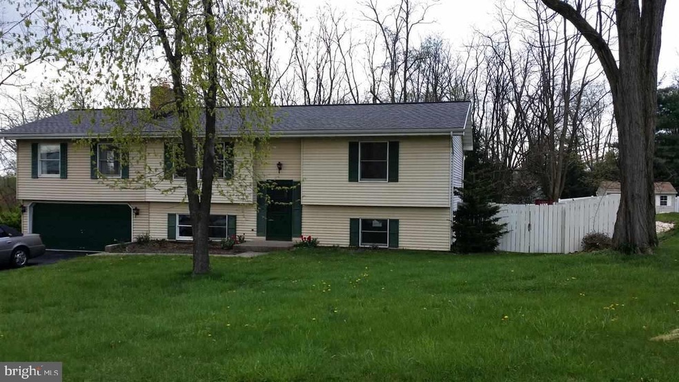 260 Worcester Ave, Harrisburg, PA 17111 - photo 1