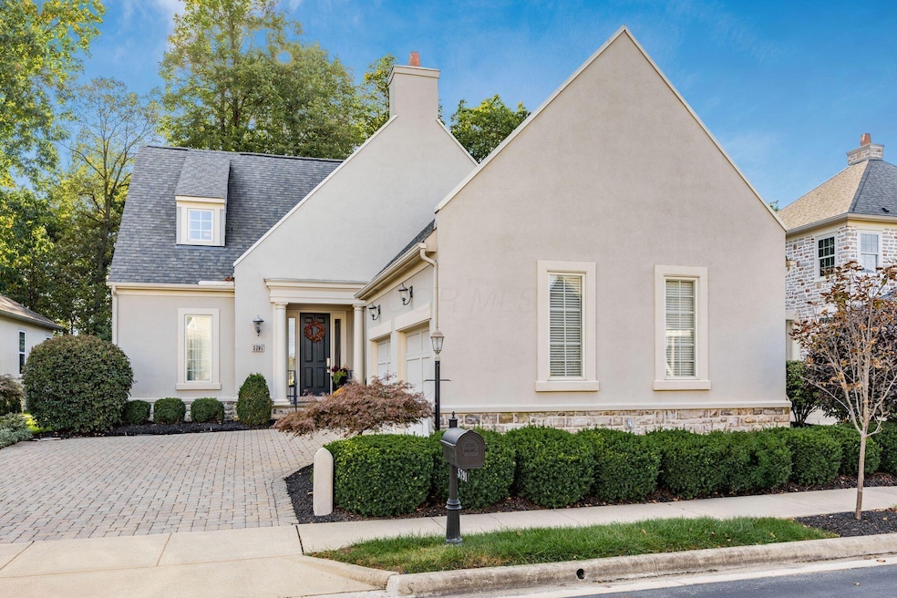 003_520ad59588_j crighton 213