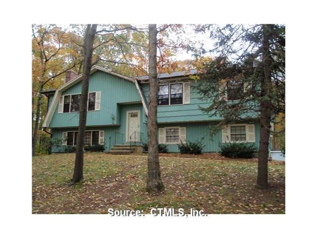 82 Rees Dr, Oxford, CT 06478 - photo 1
