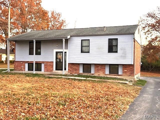 1002 Carole Ln, Ellisville, MO 63021 - photo 1