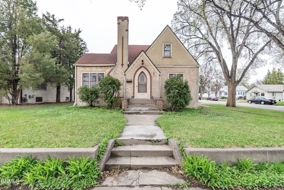 1120 E Ave C-2