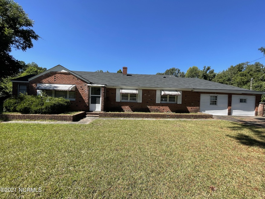 405 Country Club Rd, Jacksonville, NC 28546 - photo 1