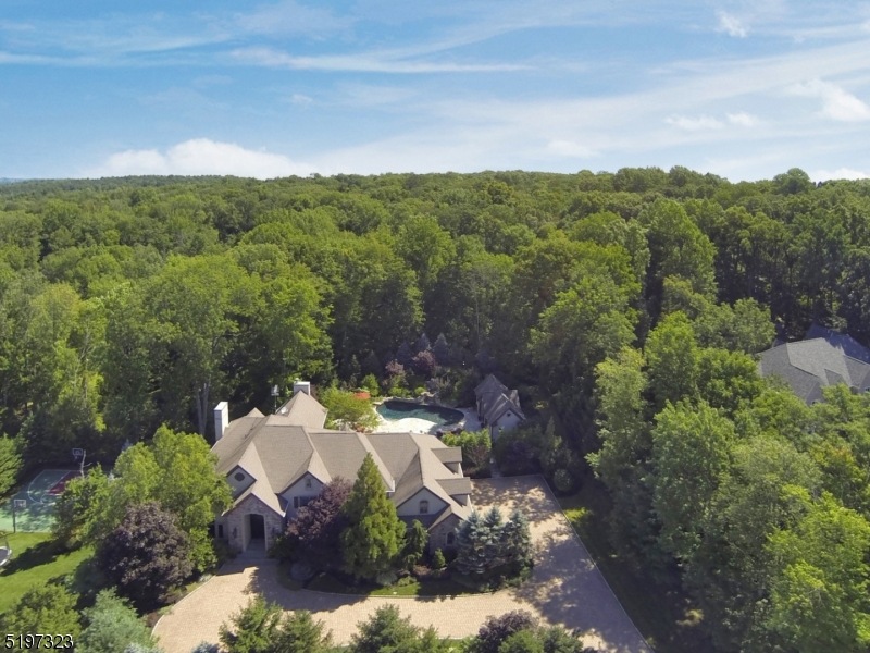 10 Stratford Ct, Warren, NJ 07059 - photo 1