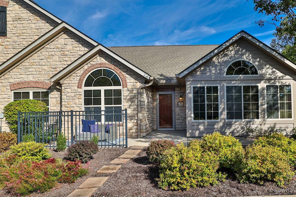 For Sale $465,000 • Co-Listing Agent