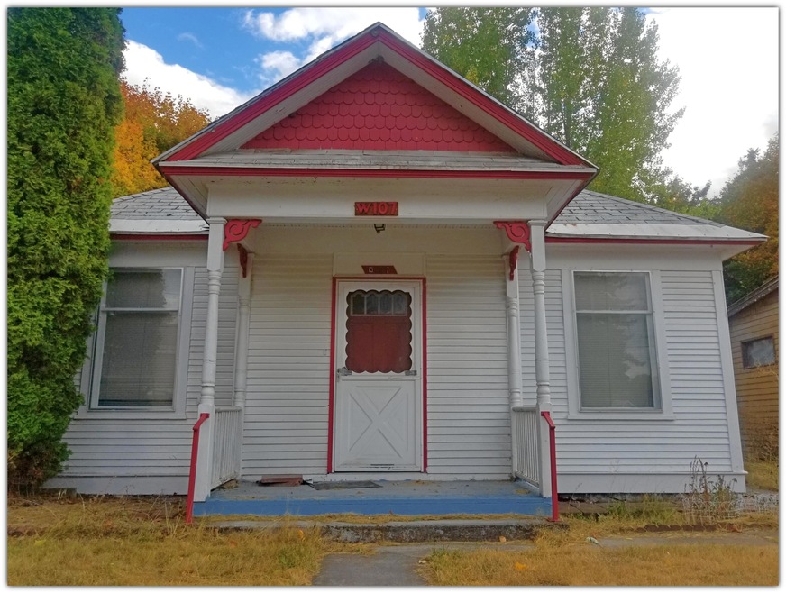 107 W Lincoln Ave, Chewelah, WA 99109 - photo 1