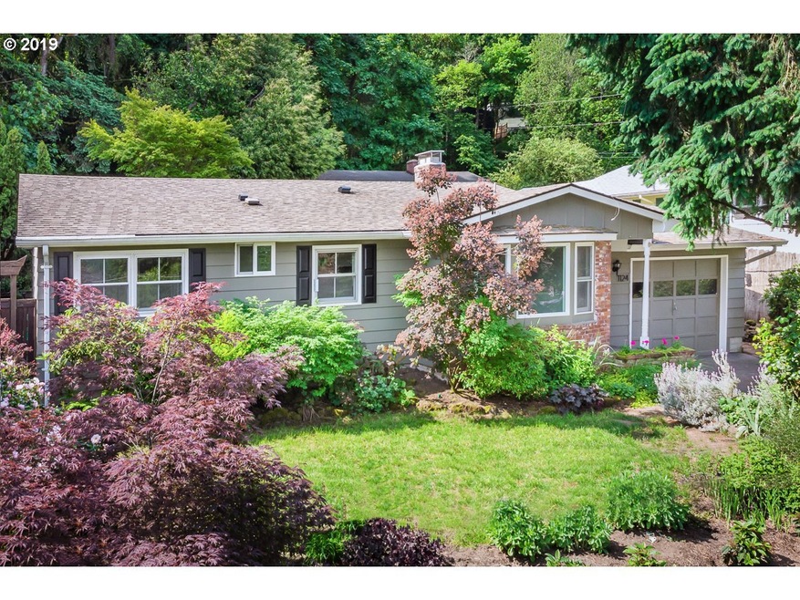 1124 Hemlock St, Lake Oswego, OR 97034 - photo 1