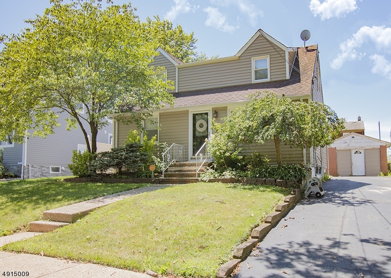 1216 Eddy Ave, Linden, NJ 07036 - photo 1