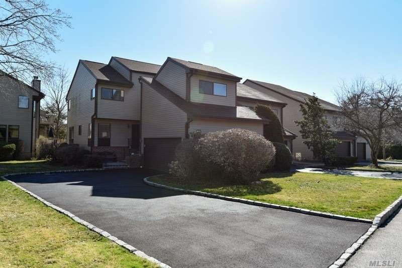 69 the Glen, Glen Head, NY 11545 - photo 1